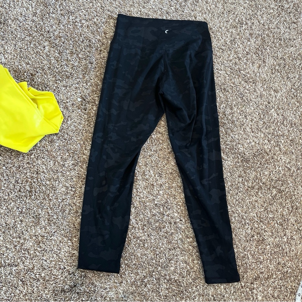 Zyia Leggings Bundle Womens Size 4 Camo Neon Yellow Activewear Compression - Picture 5 of 11